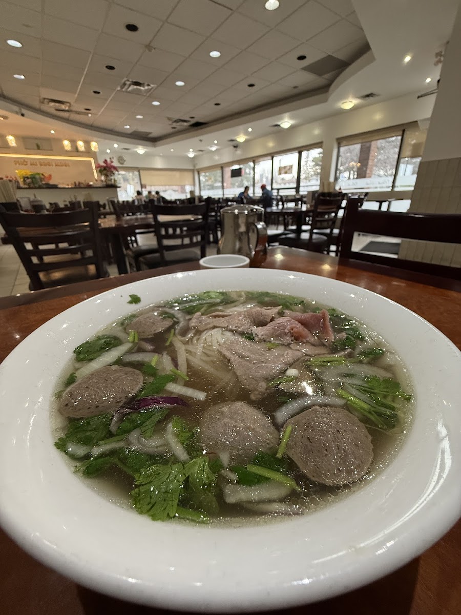 Pho Mi Binh Minh Photos 2
